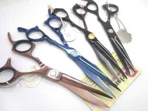 Tijera de afeitar de peluquero con acabado personalizado, tijera de acero inoxidable sostenible para el cabello, tijera de afeitar de peluquería con logotipo personalizado. - Product Image 3