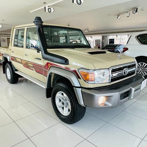 Toyota Land Cruiser 70 Série VDJ Double Cabine Diesel à Transmission Manuelle, Modèle 2024 d'Occasion - Product Image 1