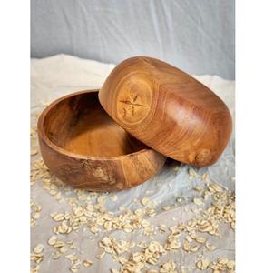 Tazón de Ensalada de Madera Clásico Hecho a Mano, Apto para Lavavajillas, para Fiestas y Campamentos - Product Image 1