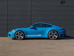 Porsche 911 Carrera S Turbo Coupé RWD R20 2024 USADO, Cuero Oscuro, Volante a la Izquierda - Product Image 2