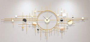 Reloj de pared de metal con diseño de galaxia moderno, reloj de pared decorativo, colgante de pared, decoración única para el hogar para sala de estar, dormitorio, oficina, hotel - Product Image 5