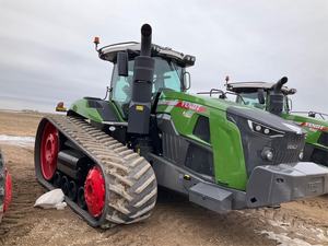 Offre au meilleur prix : Tracteur agricole Fendt puissant 90 CV 4x4 avec boîte de vitesses, moteur et pompe – Haute productivité, efficace, disponible dès maintenant - Product Image 2