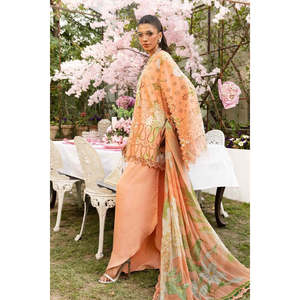 Colección Eid 2025 de Maria B, MPT-2602-A-TC-1254, Blusa de Chifón con Decoración Bordada - Product Image 4