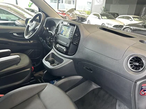 NICELY USED 2024 TOURER L29 PRO+ 8 ZITPLAATSEN + AIRMATIC PST ACHTER MPV - Product Image 5
