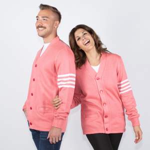 Pull universitaire à la mode-doux, durable et parfait pour un usage quotidien et un look classique - Product Image 2