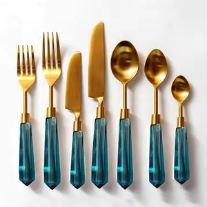 Couverts en acier miroir H.M.A Handicrafts couverts à poignée en résine pour cadeau de table de cuisine élégant et décor de salle à manger - Product Image 4