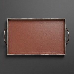 Plateau en cuir rectangulaire élégant avec des détails élégants Idéal pour une utilisation dans les cuisines de salles à manger ou les zones de réception de bureau - Product Image 4