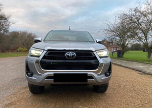 Toyota Hilux Adventure 2021, Camioneta de Doble Cabina 4x4 en Venta - Product Image 3