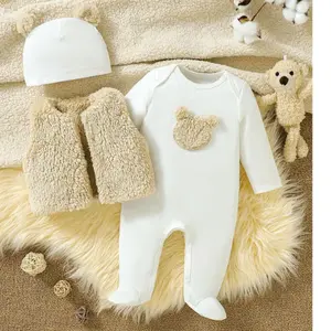 新生児の女の子のクマのパッチを当てたテディベストジャケット & 足のジャンプスーツ & 帽子 & 赤ちゃんのジャンプスーツ