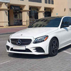 Sedán de Lujo Usado 2022-2023, Volante a la Izquierda, Tracción Delantera, Asientos de Cuero, Control de Crucero, Techo Panorámico, Visión Trasera 360° - Product Image 3