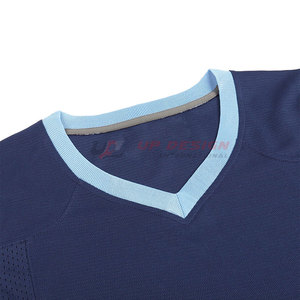Camiseta de malla transpirable de verano de talla personalizada, de secado rápido, con el último diseño, cuello en V oversize, diseño internacional para hombre - Product Image 3