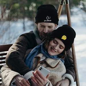 Gorro de invierno Unisex de alta calidad, diseño liso, hecho a medida en Pakistán, gorros a precio barato al por mayor - Product Image 2