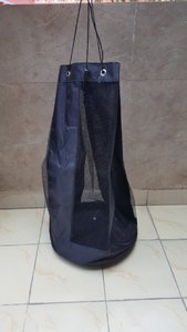 Sacs polochons de haute qualité pour un rangement et un transport pratiques des accessoires de sport de balles de rugby - Product Image 3