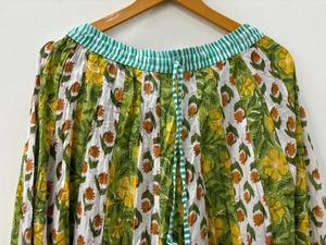 Jupe en chaîne d'été de style bohème décontracté pour femmes compagnon long haut léger de course multicouche avec imprimé de blocs floraux Funky - Product Image 5