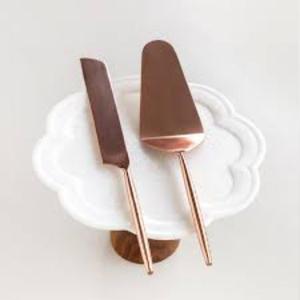 Sturdy metal <b>cake</b> <b>stand</b> with modern elegant design and silver finished for professional dessert table and birthday party display - Product Image 5