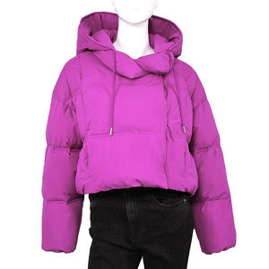 Vestes matelassées d'hiver pour femmes de haute qualité en gros, vestes matelassées à bulles personnalisées pour femmes - Product Image 4