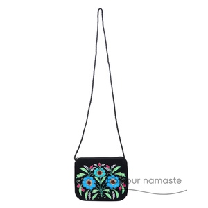 Borsa ricamata floreale cucita a mano | Boho Chic borsa a tracolla con perline Eco Friendly accessorio moda - Product Image 2
