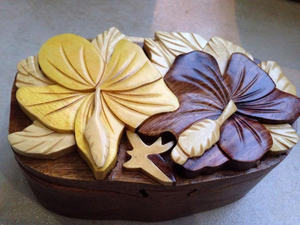 Caja de rompecabezas secreta de madera hecha a mano con incrustaciones impresionantes, arte de pared de juguete DIY listo para colgar - Product Image 3