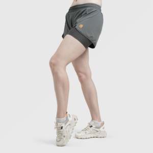 Shorts d'été formels Erge en coton et polyester gris, motif biker tendance, taille élastique, logo décoratif à la taille - Product Image 3