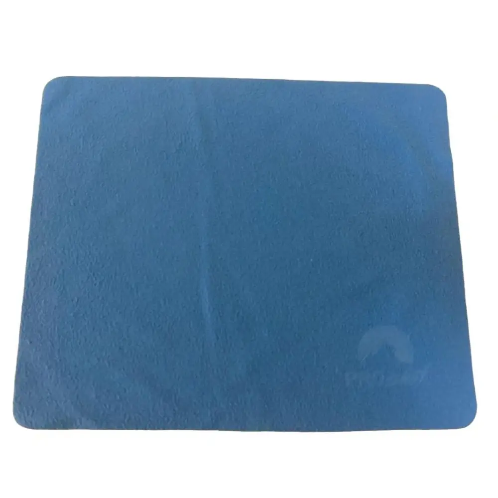 Chiffon de nettoyage de lentilles en daim microfibre avec logo en relief