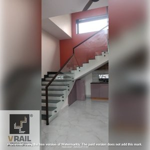 ราวบันไดสแตนเลสสีดำ PVD ดีไซน์ทันสมัยสำหรับระเบียงและโรงแรม - Product Image 2