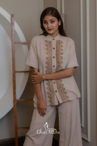 เสื้อเชิ้ตและกางเกงผ้าลินินแขนสั้น2ชิ้นสำหรับผู้หญิงชุด2ชิ้นทำด้วยมือสำหรับฤดูร้อน2024 - Product Image 5