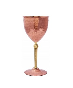 Verre à vin en cuivre de créateur Verre à Martini en cuivre poli Verre à vin au look chic d'Inde - Product Image 3