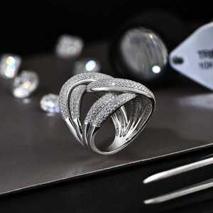 SPARKVISTA Bague en alliage plaqué or 14 carats glamour à plusieurs rangées de pavés de cristal Style vintage Lab Created Brilliant Cut Stones - Product Image 2