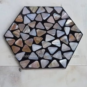 De manos expertas en India al elegante mercado global: Posavasos decorativo hecho a mano con incrustaciones de nácar de ARTWORK MAESTRO - Product Image 1