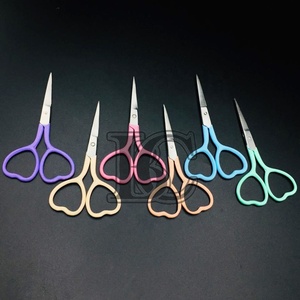 Tijeras profesionales Tijeras de manicura rectas de acero inoxidable con mango afilado en forma de corazón Cuidado de las uñas de la cutícula Sostenible - Product Image 5