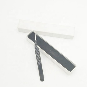 Pince à épiler à isolation de cils en acier inoxydable haute qualité professionnelle pointe polie légère antibactérienne enduite de poudre noire personnelle - Product Image 4