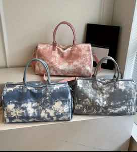 Bolsa de Viaje Deportiva HANFEIZI, Impermeable, de Cuero PU, para Gimnasio, de Alta Calidad, Colores y Tamaños Personalizables - Product Image 3