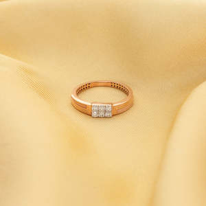 แหวนเพชรผู้ชายวิคตอรี่เครสต์ - Product Image 1