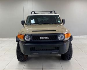 FJ CRUISER 4.0 V6 SUV 2022 d'occasion en excellent état - Product Image 2