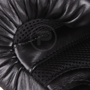 Gants de boxe en cuir pour hommes les plus vendus Équipement confortable fabriqué à partir des meilleurs matériaux pour les arts martiaux - Product Image 4