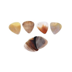 Plectres de guitare en os naturel de qualité supérieure, fabriqués à la main, finition lisse, pour guitare acoustique et électrique, durables et offrant un son chaud - Product Image 5
