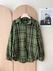 Femmes hiver laine doublé flanelle veste à carreaux avec bouton à capuche à manches longues veste hommes chandails manteau moto style veste - Product Image 3