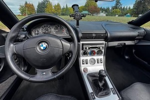 BMW Z3 2.5i Coupe Turbo R15 ปี 2024 สี Dark OpenSkyFreedom รุ่น WeekendEscape RetroRoadster ThrillMachine มือสองขาย - Product Image 5