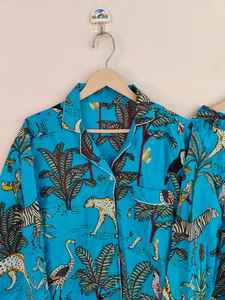 Conjunto de Pijama de Lujo para Mujer, 100% Algodón, Estampado de Animales de la Selva, Cuello en V, Mangas Largas, Largo Completo, Ropa de Dormir de Verano, Combo de Regalo, Estilo Rajasthan - Product Image 2