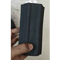 Meilleur prix pour briquettes de charbon de coco hexagonales fabriquées en Inde, faible MOQ pour soutenir les entrepreneurs et les startups