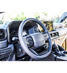 Toyota Land Cruiser First Edition SUV Usada de 2024 - Product Image 4