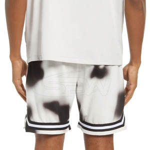 Pantalones cortos de gimnasio de tiro alto para hombre, ajuste seguro, cintura alta elástica con cordón y forro de malla transpirable para soporte durante el levantamiento - Product Image 2