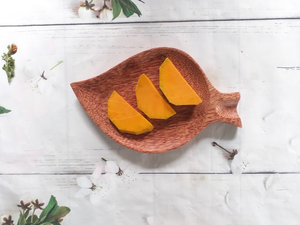 Assiettes plates rondes en bois de différentes tailles pour aliments ou fruits avec assiette en bois de coco personnalisée - Product Image 5