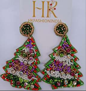 Boucles d'oreilles perlées de sapin de Noël multicolore artisanal-Accessoire de bijoux de vacances festif avec perles vibrantes - Product Image 1