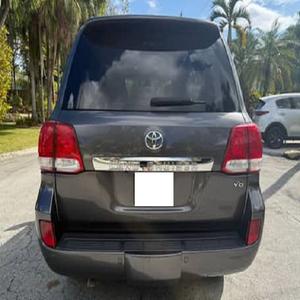 Toyota Land Cruiser 2011 SUPER LIMPIO, LISTO PARA ENVIAR - Product Image 4