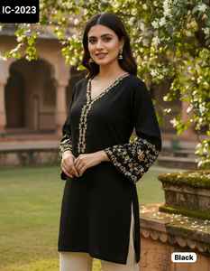 Nuevas últimas mujeres usan colecciones de Kurtis de rayón pesado con trabajo bordado listo para usar Shoty Casual Wear Kurtis y Top - Product Image 6