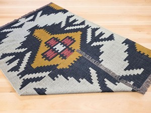Tapis géométrique Kilim en laine et acrylique, tissage plat, rectangulaire, réversible, avec envers en jute, style salon - Product Image 3