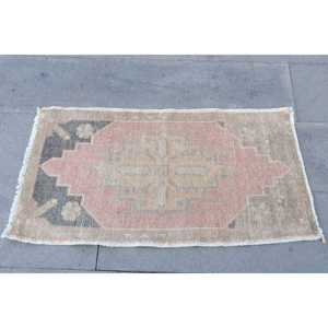 พรมขนาด 1.8x3.37 ฟุต, พรมตุรกีโบราณ, พรมขนสัตว์โมร็อกโกสีแดง - Product Image 4