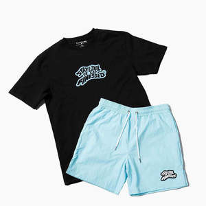 ชุดเซ็ตสองชิ้นลำลองสำหรับผู้ชายใส่หน้าร้อน ระบายอากาศได้ดี กางเกงขาสั้นผ้าตาข่ายพิมพ์ลาย เอวกลาง มีเชือกผูก ปรับแต่งโลโก้ได้ เสื้อผ้าแบรนด์แทร็ค - Product Image 2