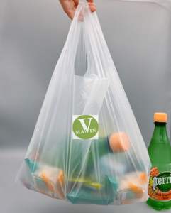 Vente en gros de sacs en plastique pour t-shirt PEHD LDPE imprimé avec logo personnalisé sac de shopping bon marché fabriqué au Vietnam - Product Image 2